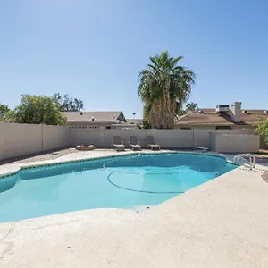 Luxury Short Term Vacation With Heated Pool , Phoenix United States